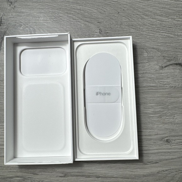 iPhone 17 Pro MAX Silver 256gb Original EMPTY BOX ONLY A3257 - Picture 5 of 16